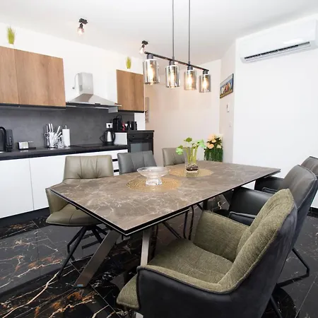 Top5 Apartment *