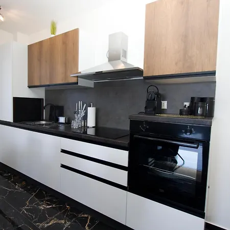 Apartment Top5 Baska Voda